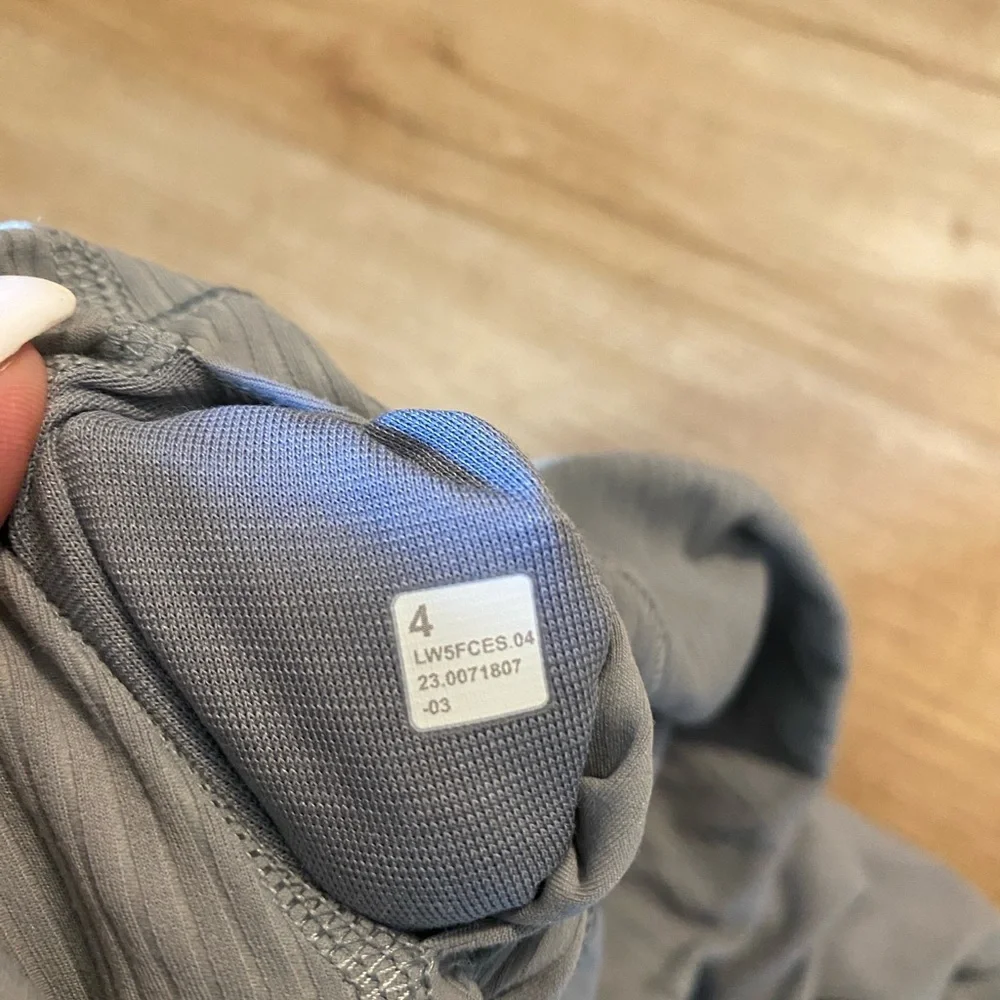 Lululemon Ribbed Align Leggings - Picture 9 of 16